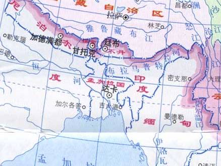 第三张图是中国国内的地图,前两张是google maps的地图.图片