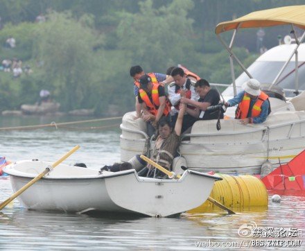 鸟人飞行大赛选手溺亡图片