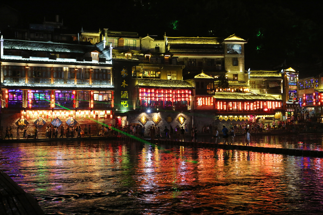 美丽湘西凤凰古城夜景