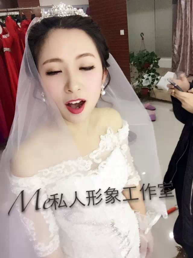 婚纱礼服_中国婚纱礼服培训网