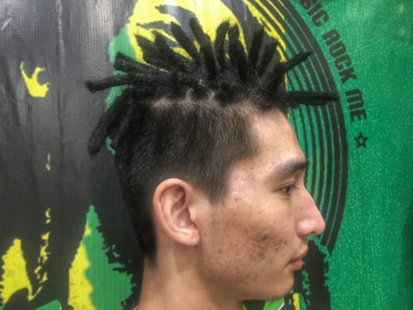 嘻哈短脏辫艾福杰尼同款脏辫杭州嘻哈达人杭州脏辫爱好者男士短脏辫