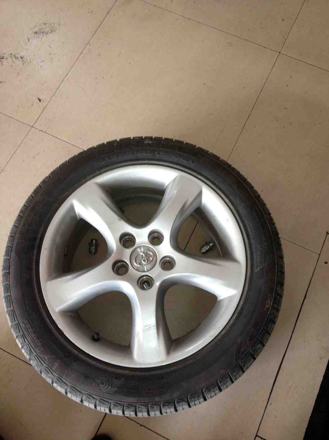 老锐志4个原装17寸轮毂
