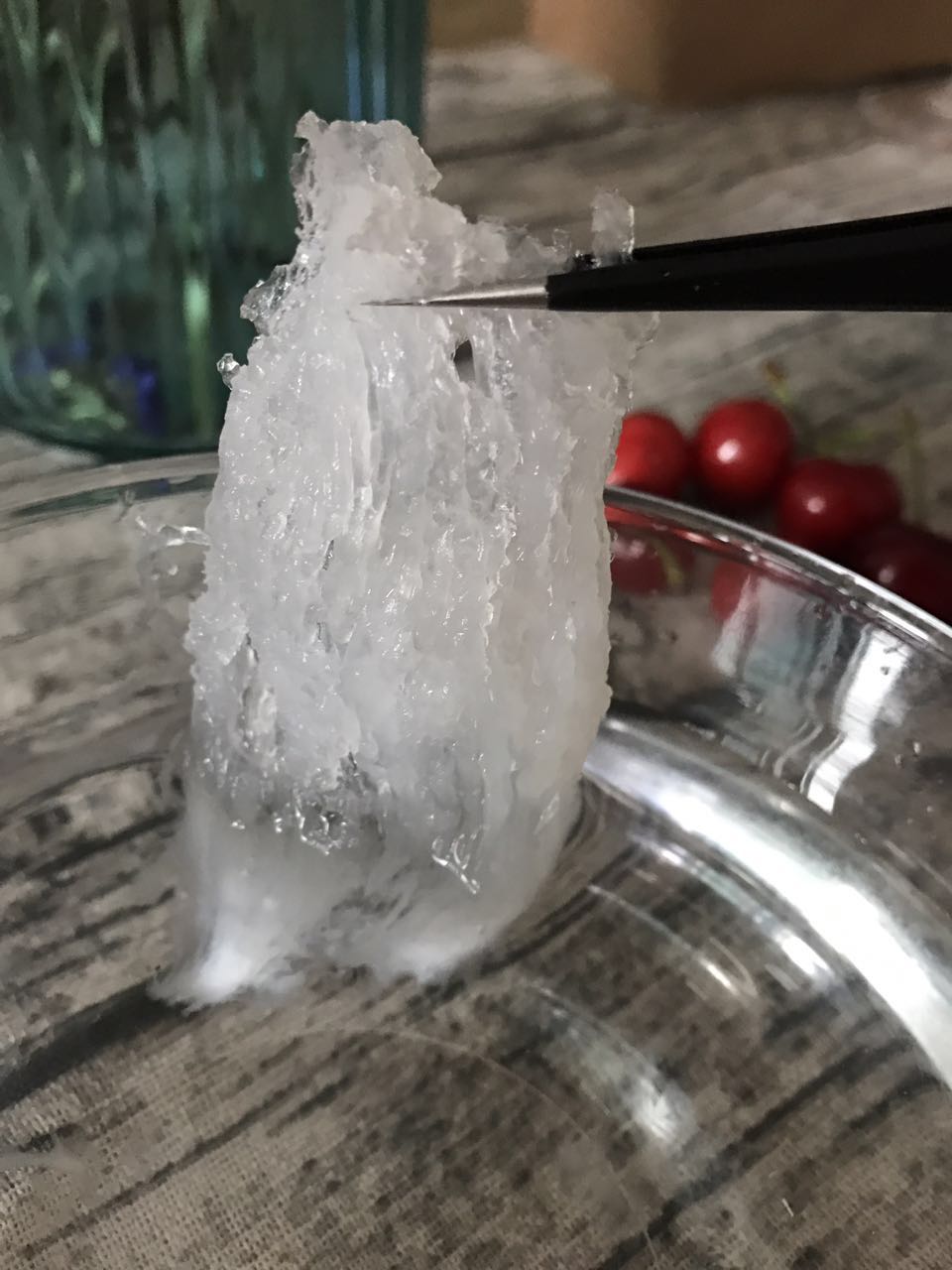 怎么辨别燕窝有没有刷胶有没有漂白